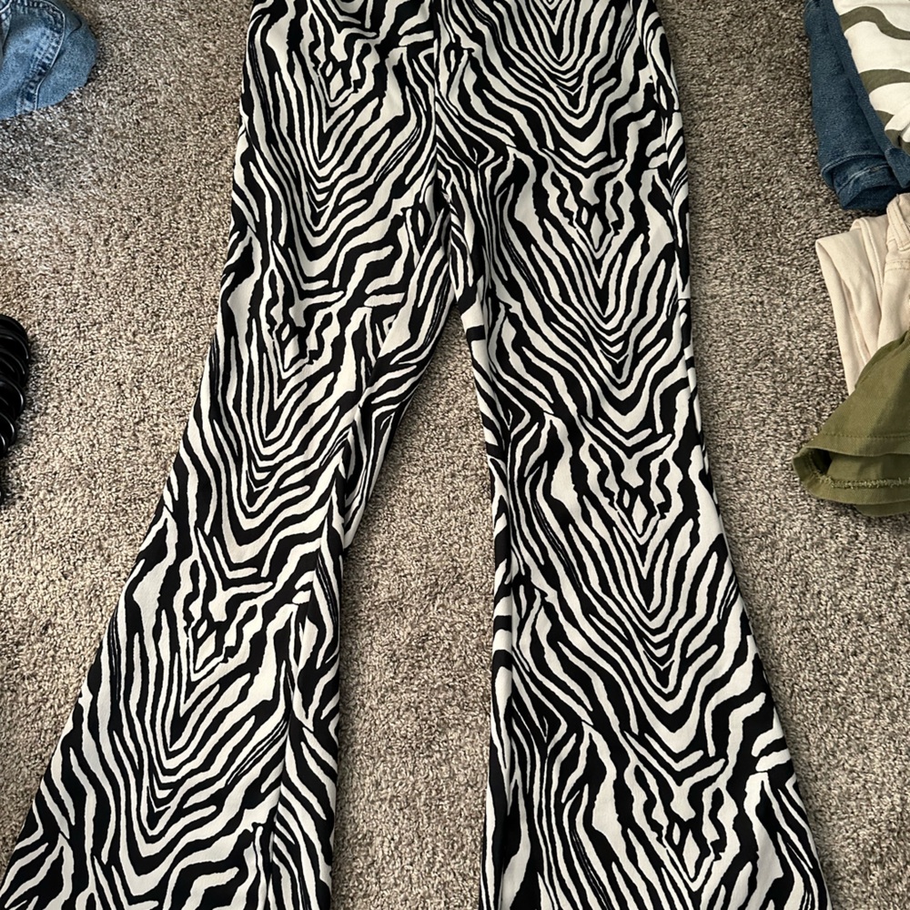 SHEIN zebra flare pants size M